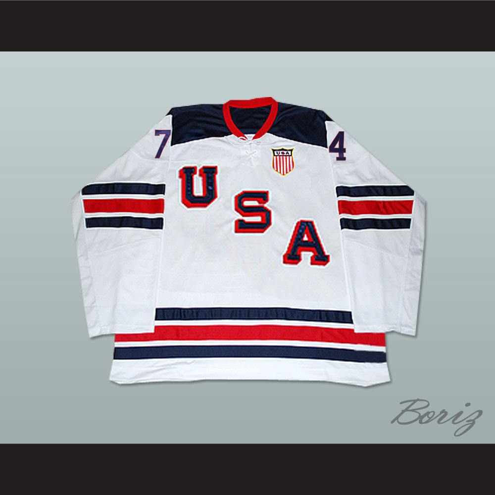 TJ Oshie 74 USA 1.jpg
