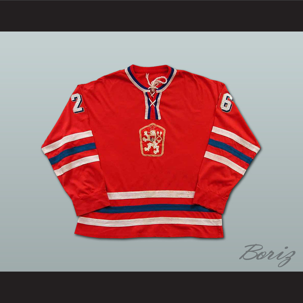 Peter Stastny RED Czechoslovakian PIC 1.jpg