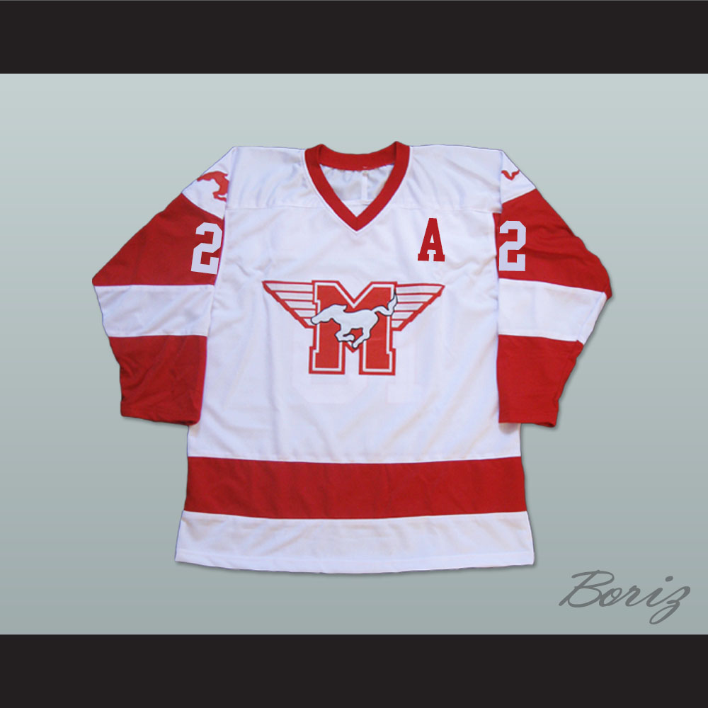 Huey Hewitt 2 Mustangs 1.jpg