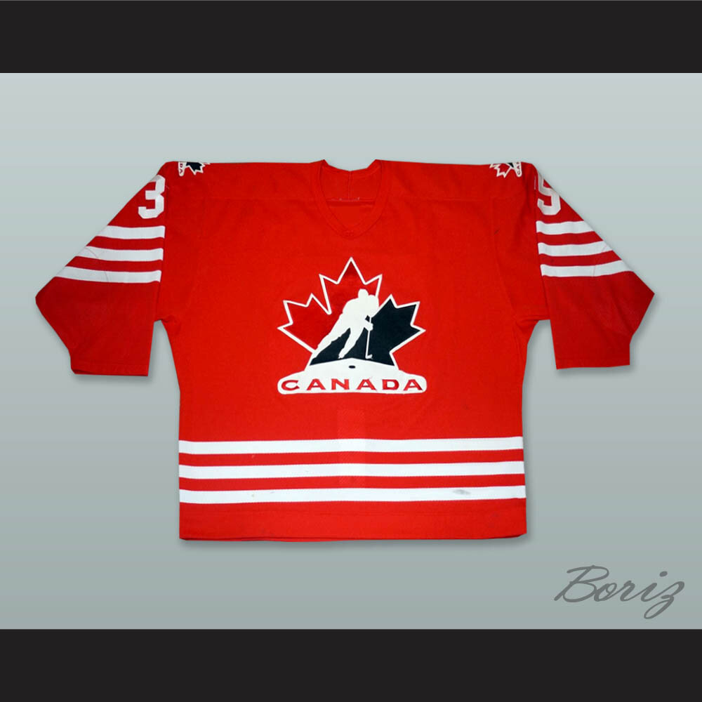 Gauthier 35 Canada Red 1.jpg