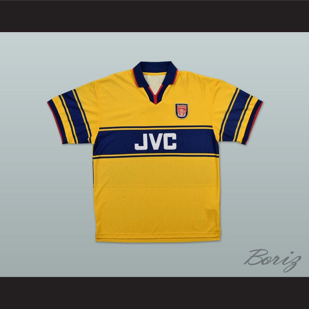 1997-99 Arsenal London Yellow 1.jpg
